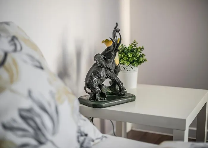 Nullo 3-bedroom By Bookinghost