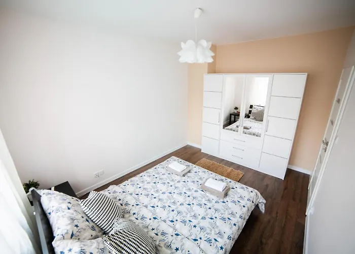 Nullo 3-bedroom By Bookinghost Apartment