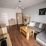 Nullo 3-bedroom By Bookinghost * Kraków